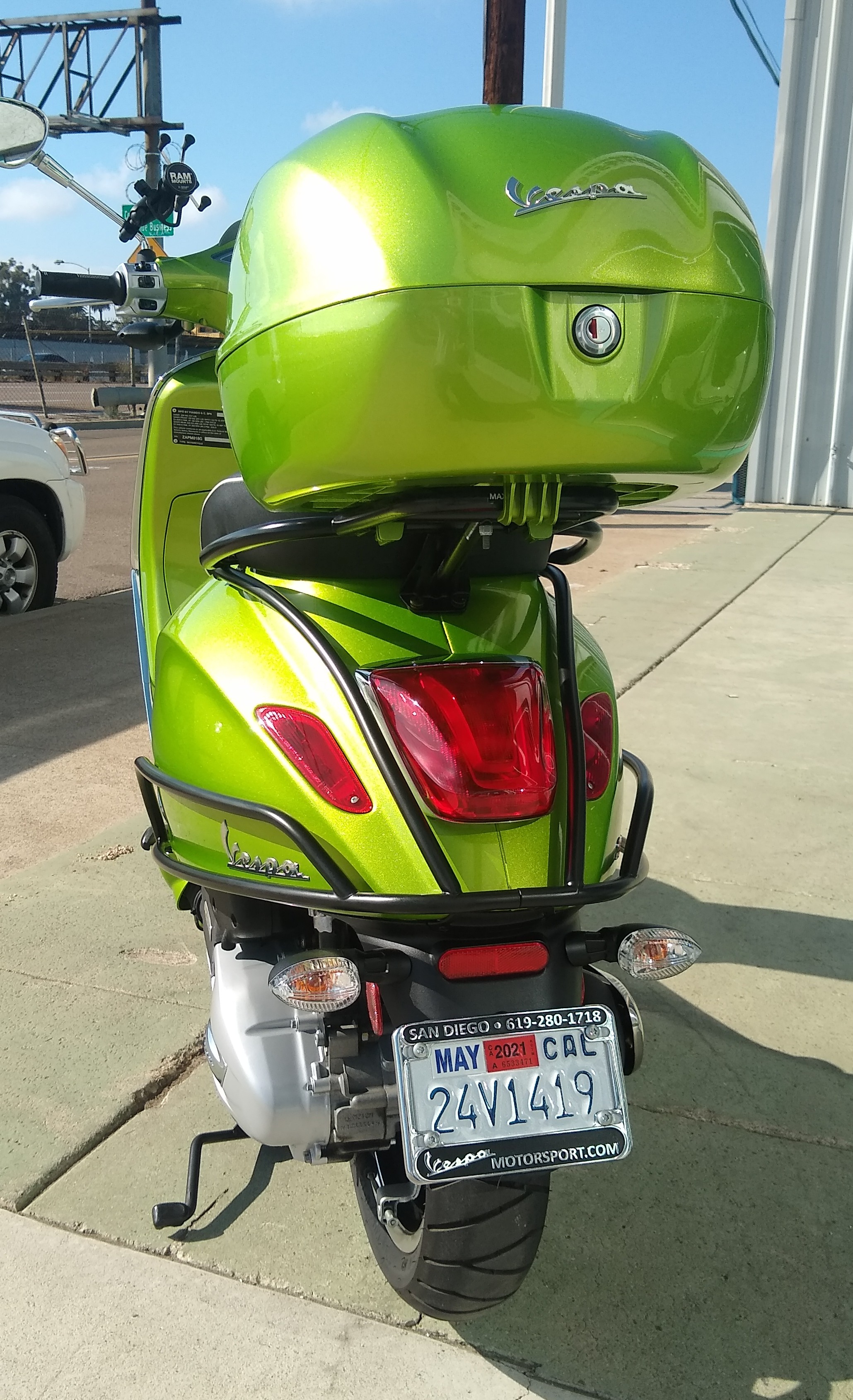 candy5 San Diego Scooters Vespa Genuine Piaggio