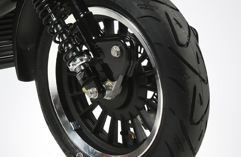 royal-alloy-gp300-black-front-wheel