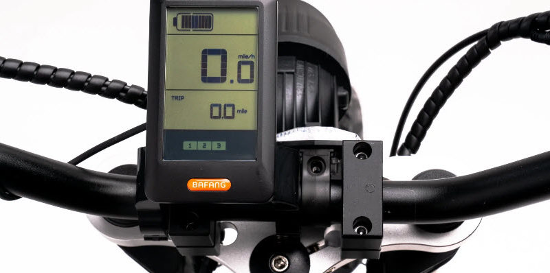 monday-motorbikes-anza-v2-blackcloseup-speedo