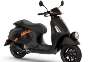 vespa-gtv-glossy-black-2024