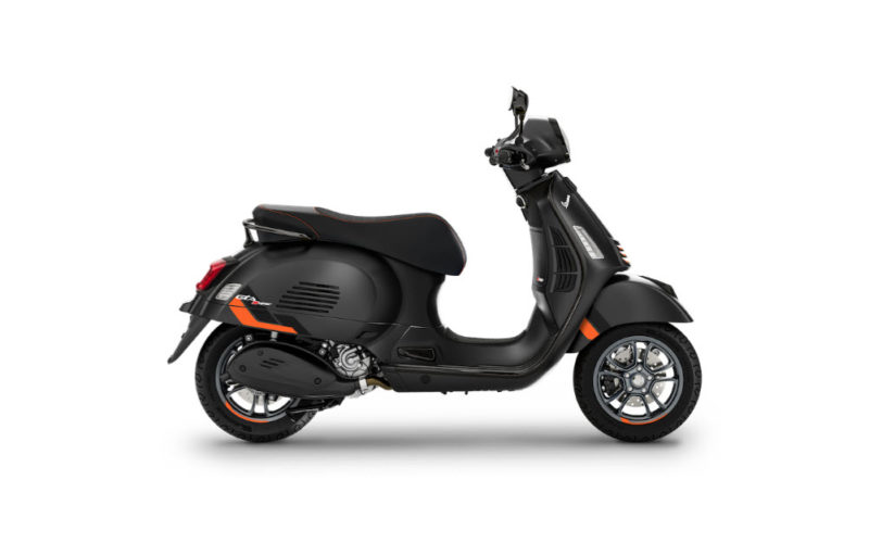 2025-VESPA-GTS310-SUPER-SPORT-NERO-CONVINTO-MATTE