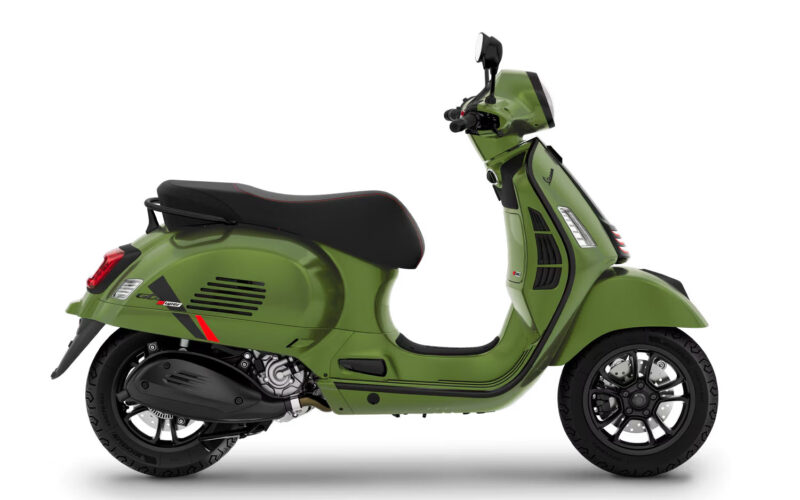 2027-vespa-gts-supersport-verde-ribelle