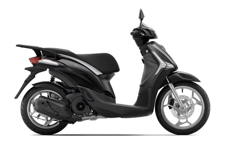 2025-piaggio-liberty-glossy-black