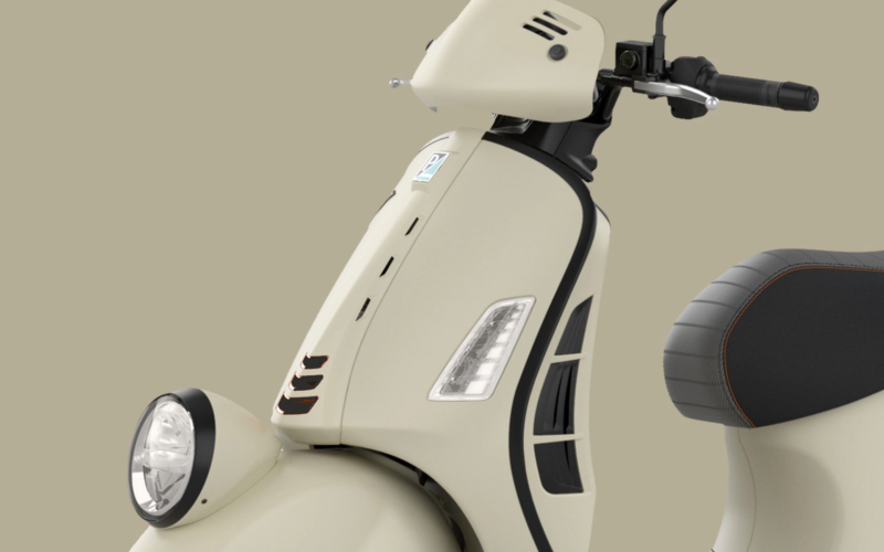 2025-vespa-gtv310-matte-tan-front