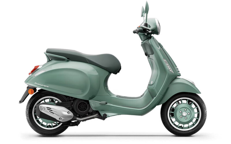 2026-vespa-primavera-80th-side
