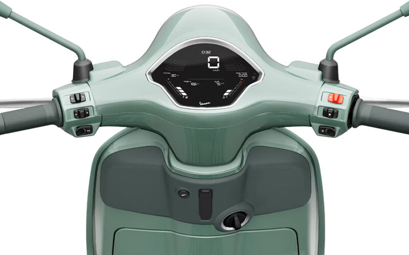 2026-vespa-primavera-80th-speedo-dash