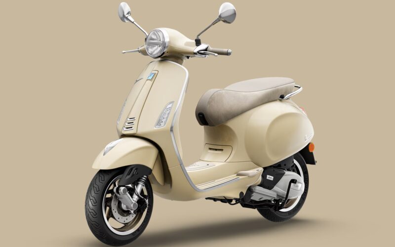 2027-vespa-Primavera-S-150-Giallo-D