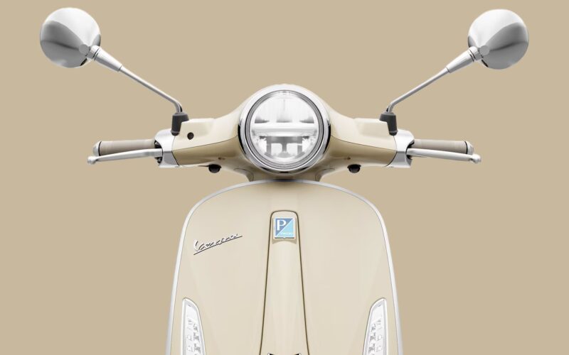 2027-vespa-Primavera-S-150-Giallo-front