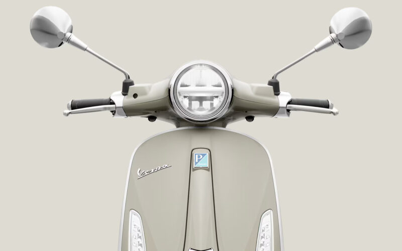 2027-vespa-primavera-150-beige-avvolgente-front