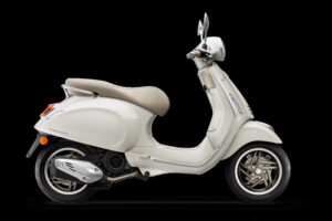 2027-vespa-primavera-bianco-innocente
